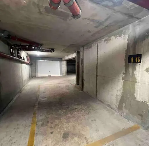 Proche Et Vieil + Parking Apartment